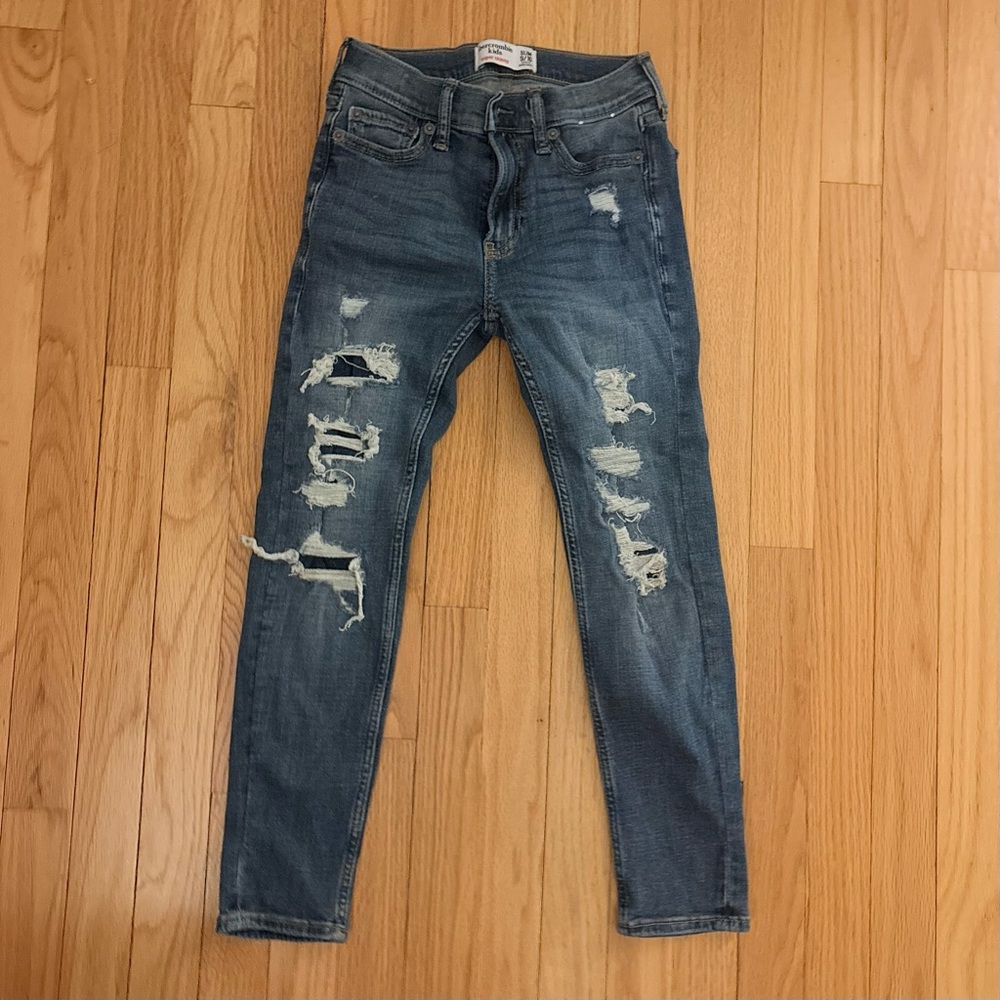 Abercrombie Kids Super Skinny Denim Jeans distressed size 9/10